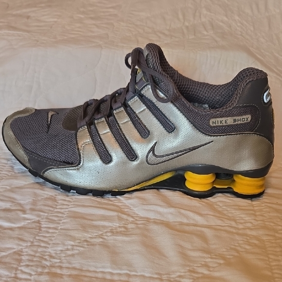 Nike Gray and Yellow Athletic Shoes - Picture 3 of 9